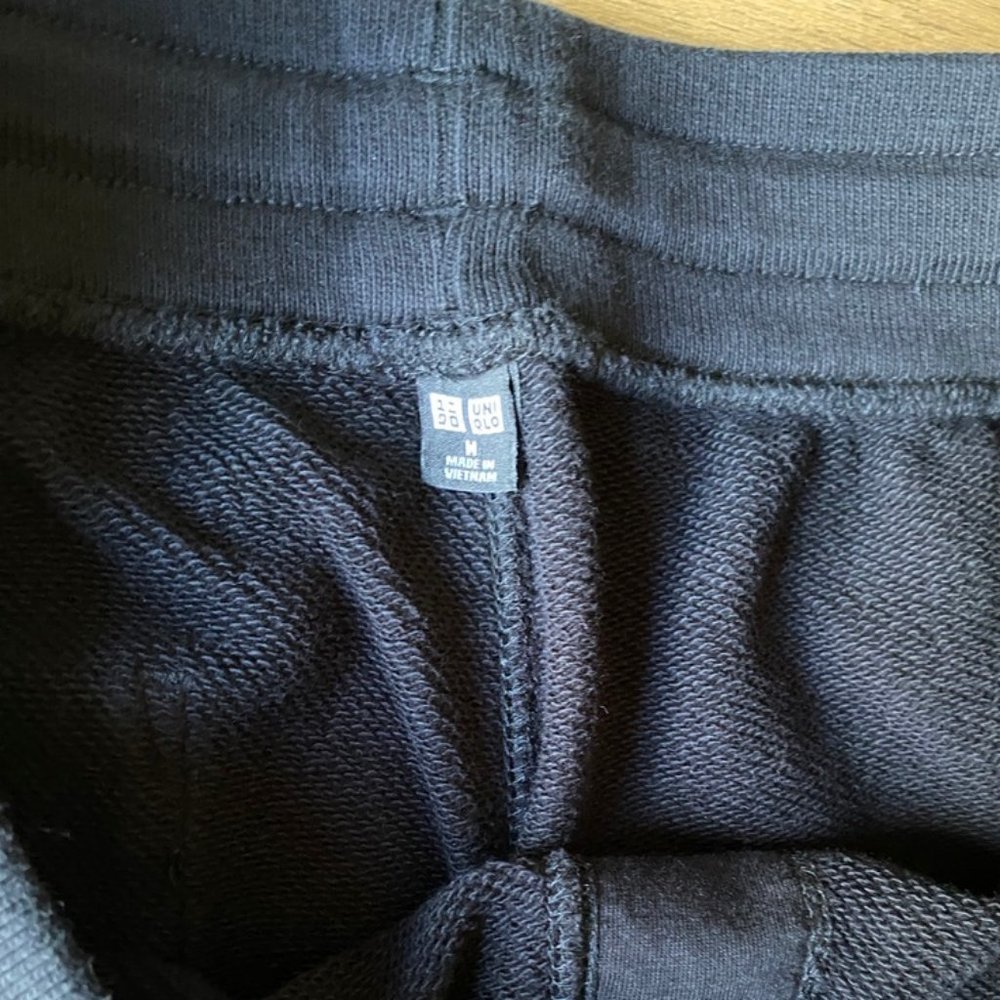 UNIQLO fleece sweatpants active joggers - Picture 2 of 9